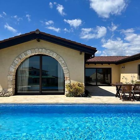 Private Villa At Blacksearama Golf & Villas Resort Balcic Exterior foto